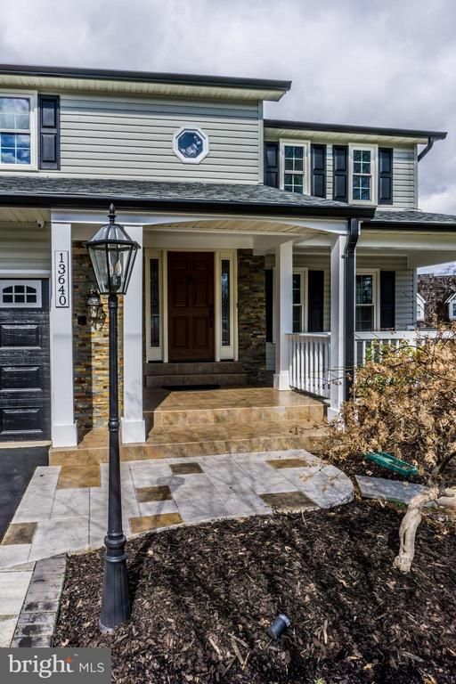 13640 Poplar Tree Rd, Chantilly, VA 20151