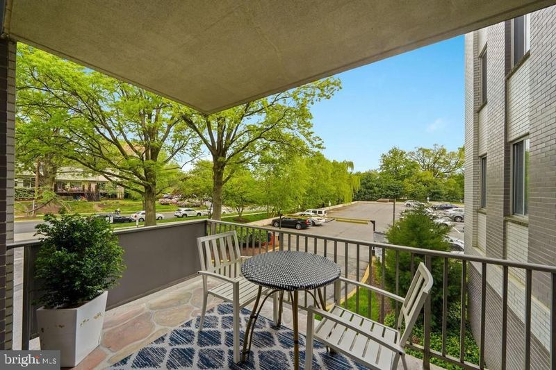 8315 N Brook Ln #2-205, Bethesda, MD 20814