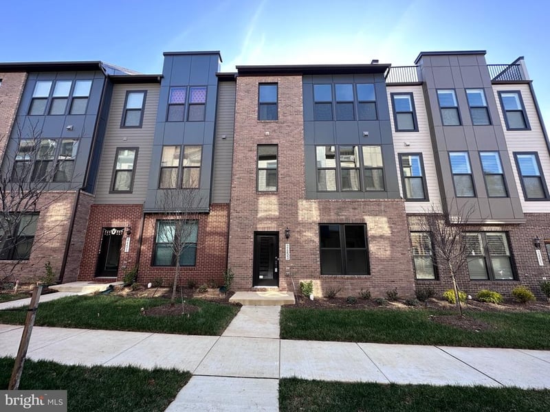 2453 Liberty Loop, Herndon, VA 20171