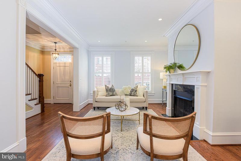 720 Potomac St, Alexandria, VA 22314