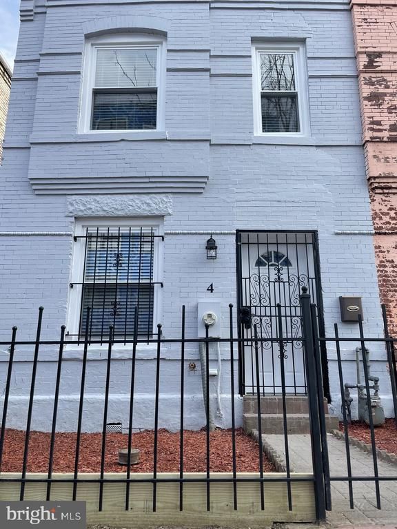 4 Hanover Pl NW, Washington, DC 20001