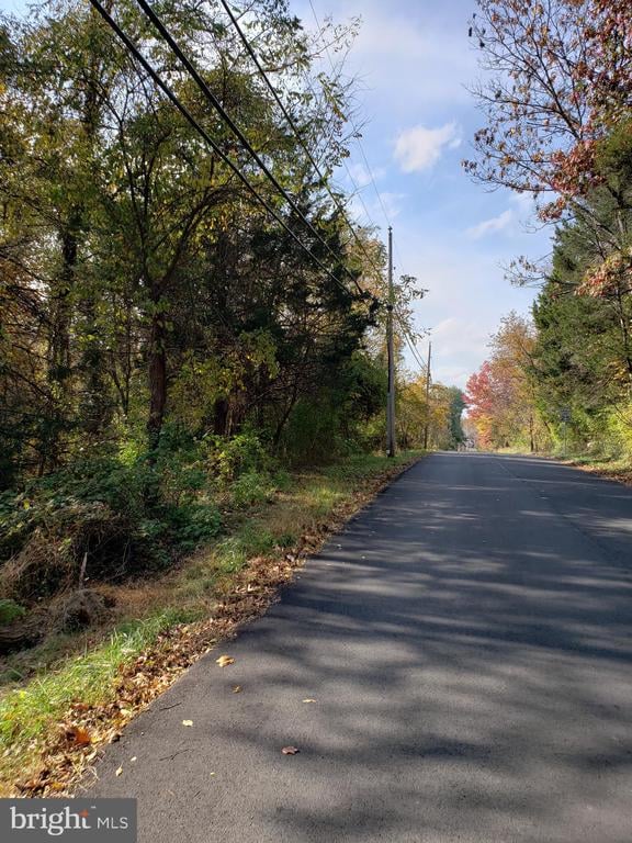 748 Kentland Dr, Great Falls, VA 22066