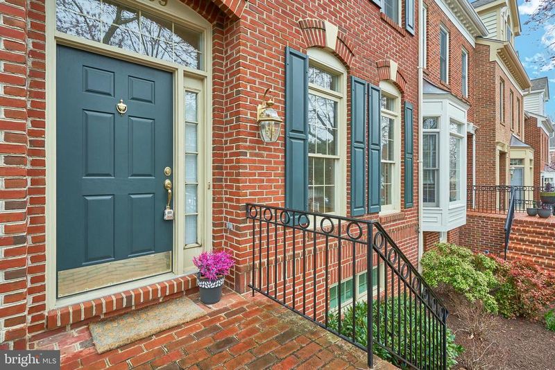 1759 22nd St N, Arlington, VA 22209