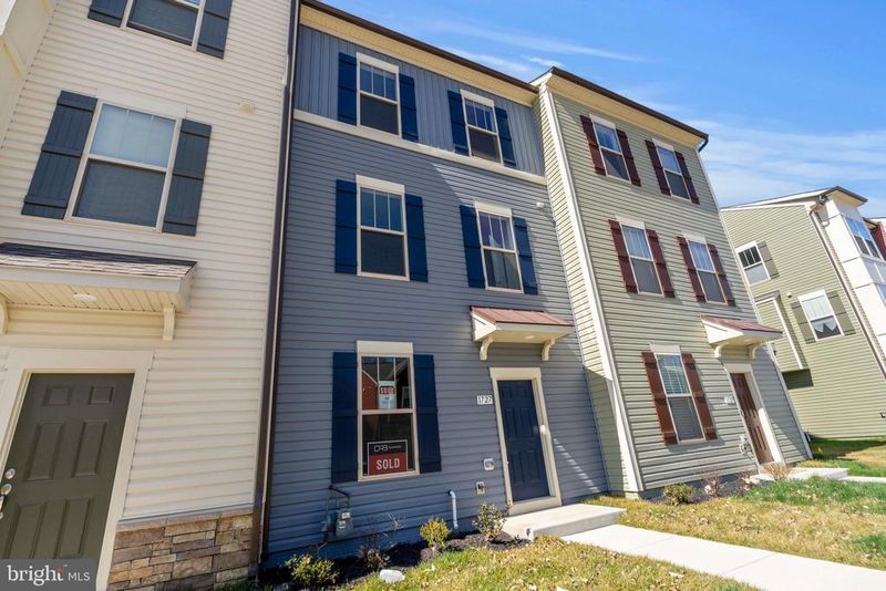 1727 Evansberry Dr, Frederick, MD 21701