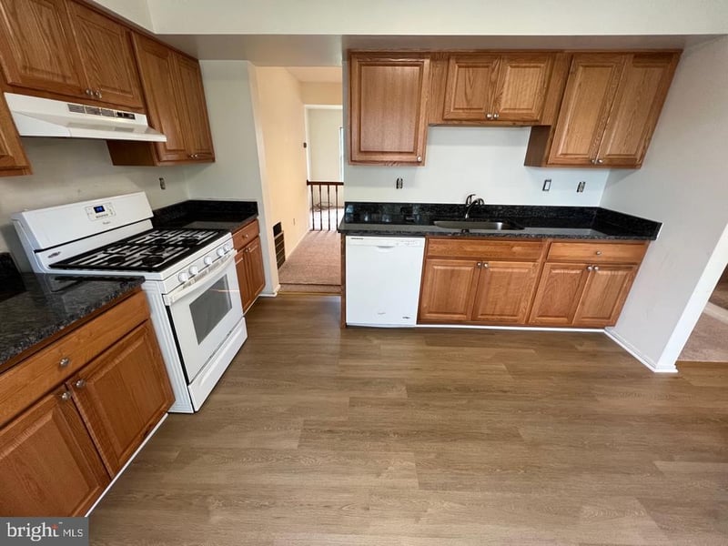 7520 Indian Hills, Derwood, MD 20855