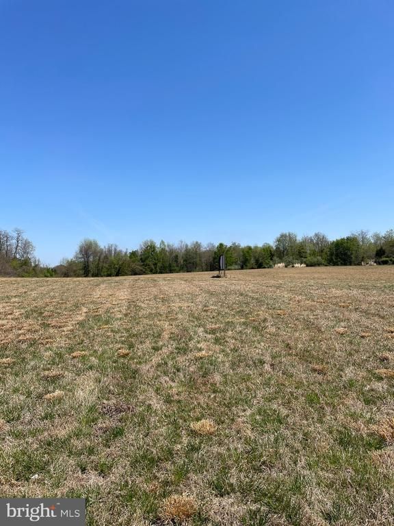 1691 Rossback Rd, Davidsonville, MD 21035