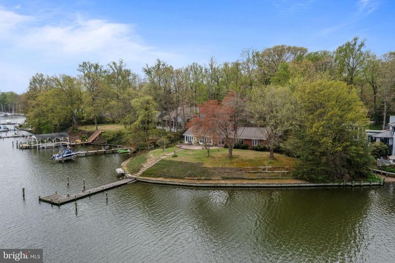786 N Holly Dr, Annapolis, MD 21409