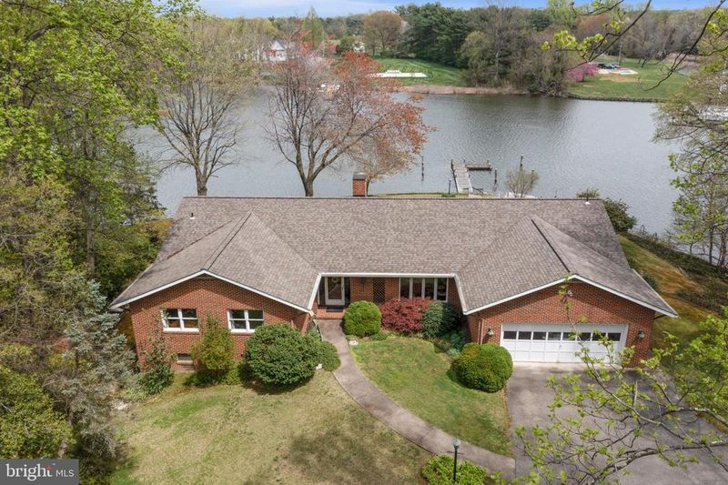 786 N Holly Dr, Annapolis, MD 21409