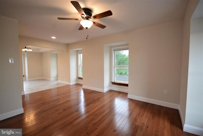 12439 Old Frederick #6, Thurmont, MD 21788