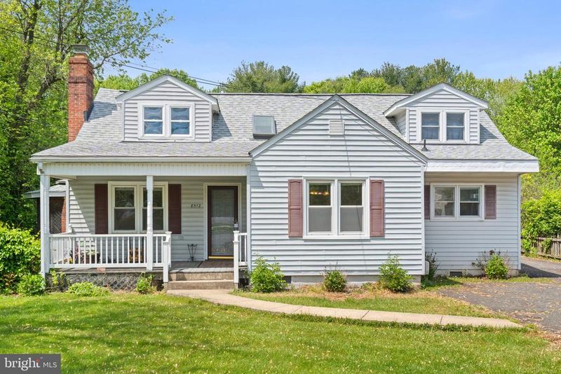 8512 Rolling Rd, Manassas, VA 20110