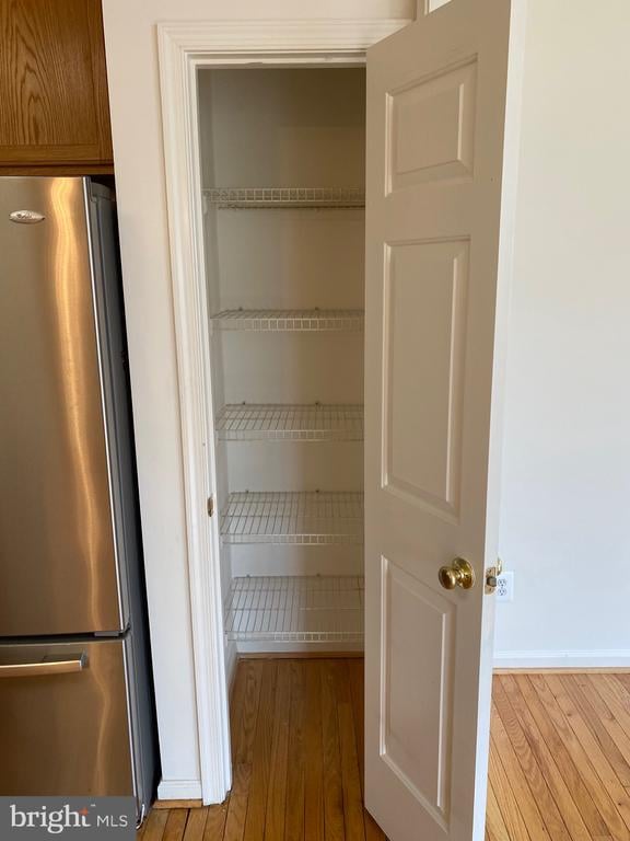 2560 Belcroft Pl, Herndon, VA 20171