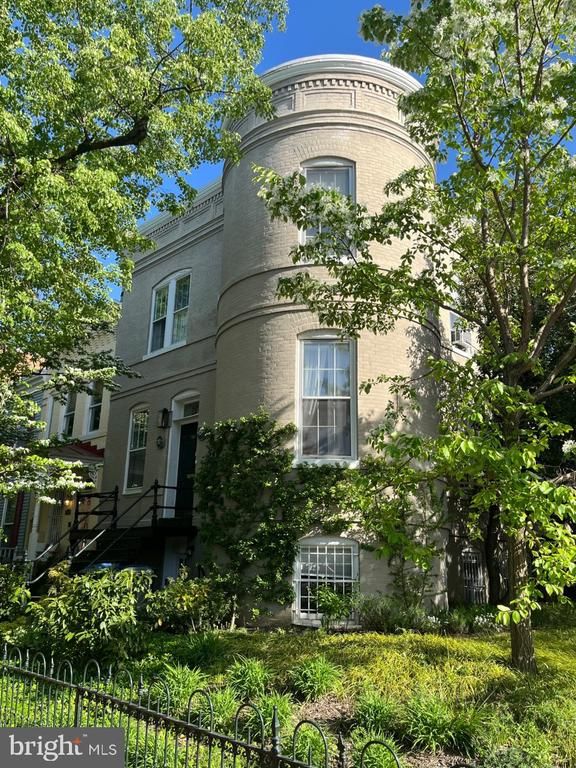 501 D St SE, Washington, DC 20003