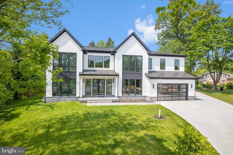 1124 Ormond Ct, Mclean, VA 22101