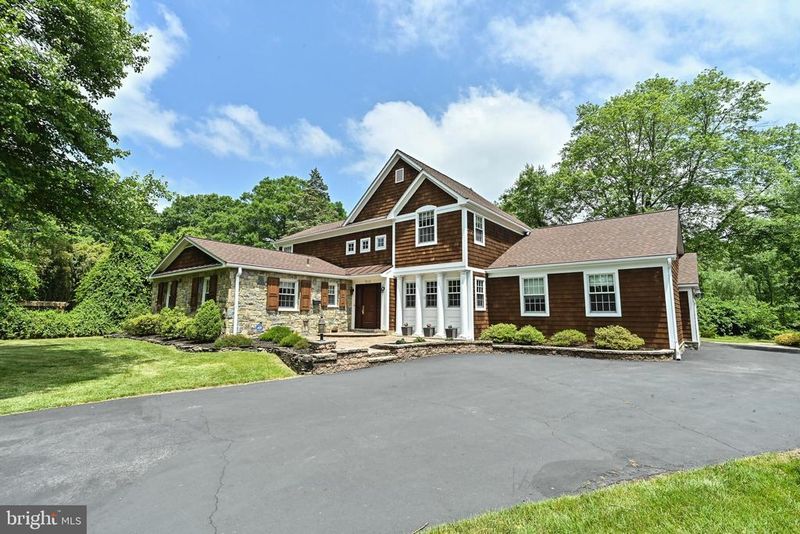 5116 Remington Dr, Alexandria, VA 22309