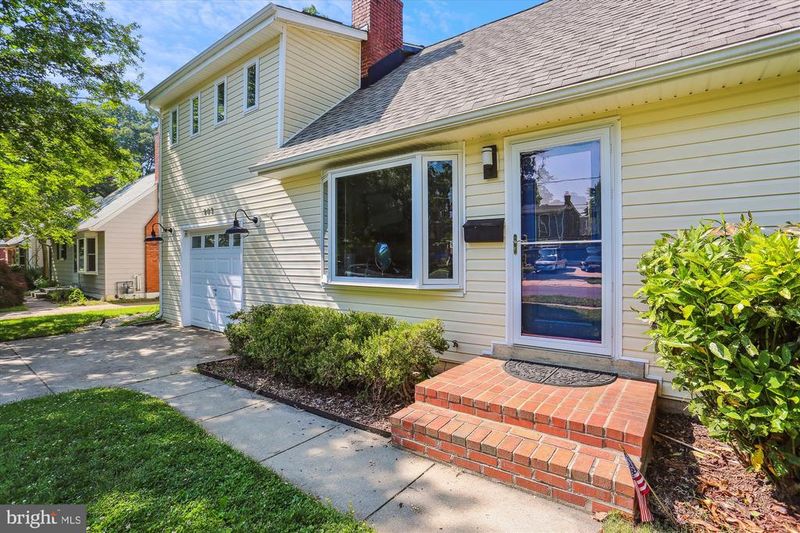 903 Kerwin Rd, Silver Spring, MD 20901