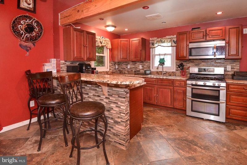 1818 Beech Ave, Hanover, MD 21076