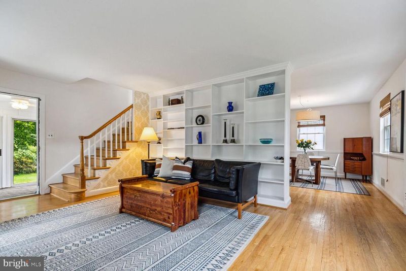 8504 Grubb Rd, Chevy Chase, MD 20815