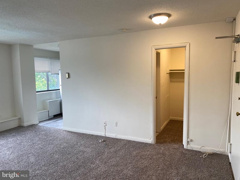 3515 Washington Blvd N #406, Arlington, VA 22201