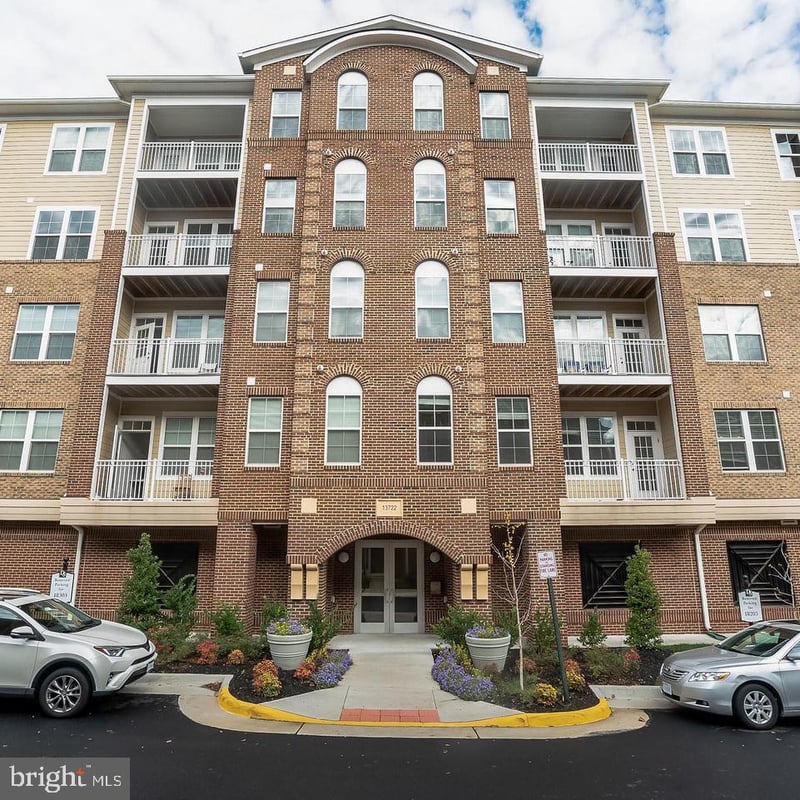 13722 Neil Armstrong Ave #308, Herndon, VA 20171