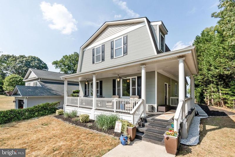 1222 Meadow View Rd, Pasadena, MD 21122