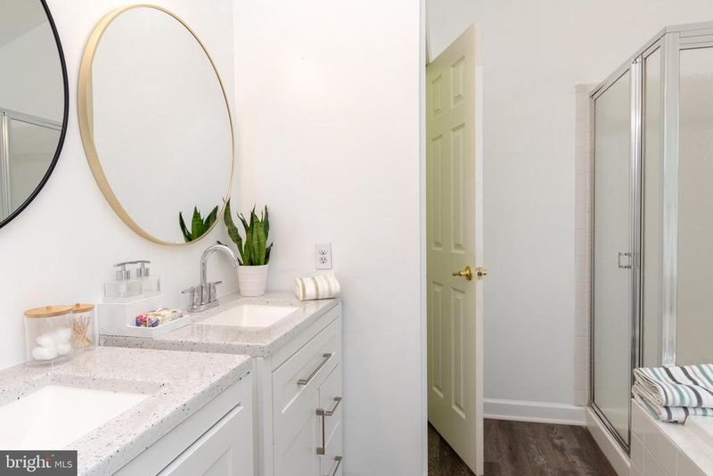 2118 Elm Tree Ln, Silver Spring, MD 20906