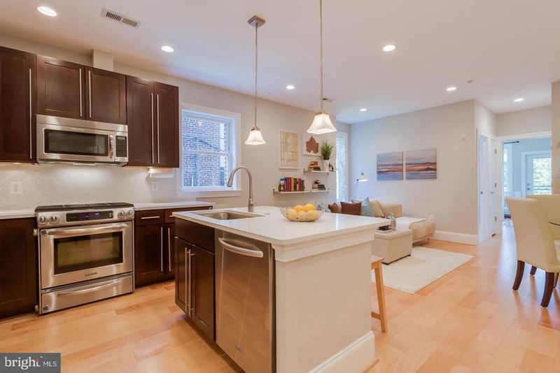 3937 Davis Pl NW #3, Washington, DC 20007