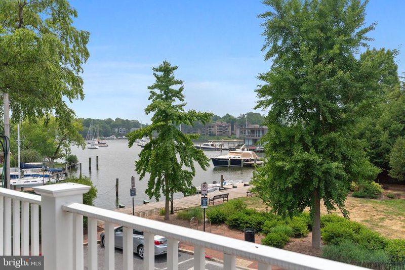 75 Charles St, Annapolis, MD 21401