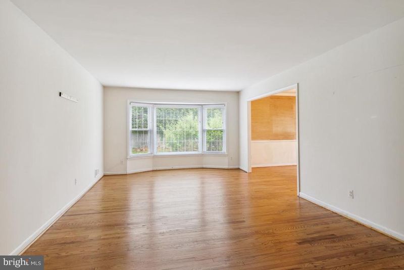 4318 Duncan Dr, Annandale, VA 22003