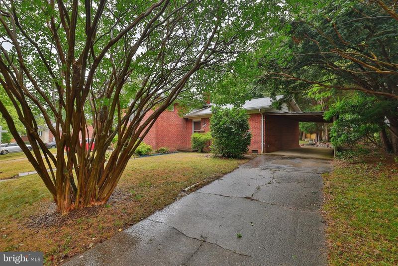 9422 Weaver St, Silver Spring, MD 20901