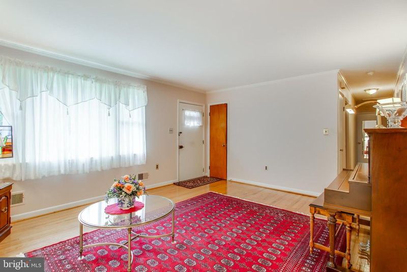 5900 Spell Rd, Clinton, MD 20735