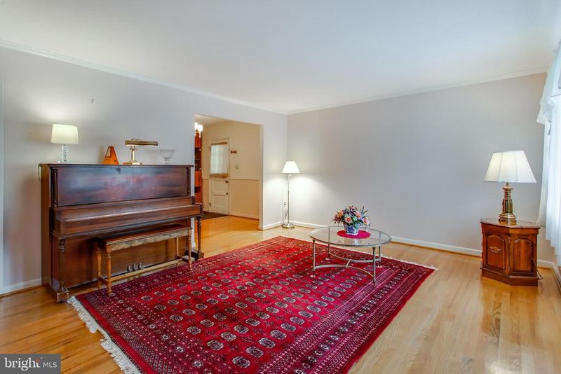 5900 Spell Rd, Clinton, MD 20735