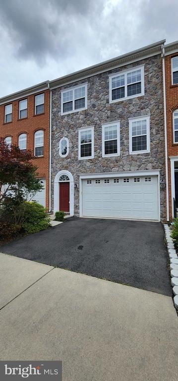 20892 Houseman Ter, Ashburn, VA 20148