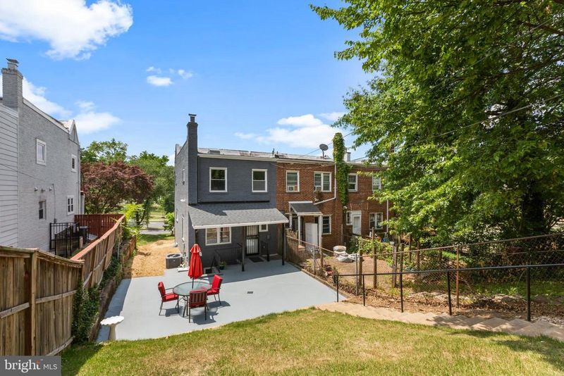 3962 E Capitol St NE, Washington, DC 20019