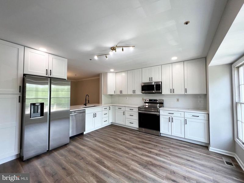 9208 Ispahan Loop, Laurel, MD 20708