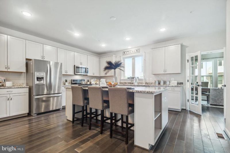 3350 Pitch Pine Dr, Laurel, MD 20724