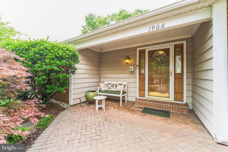 1906 Layton St, Crofton, MD 21114