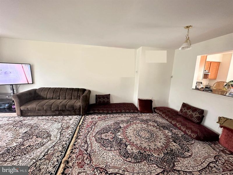 7381 Saint Thomas Loop, Manassas, VA 20109