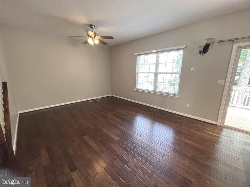 87 Richard Ave, Severn, MD 21144