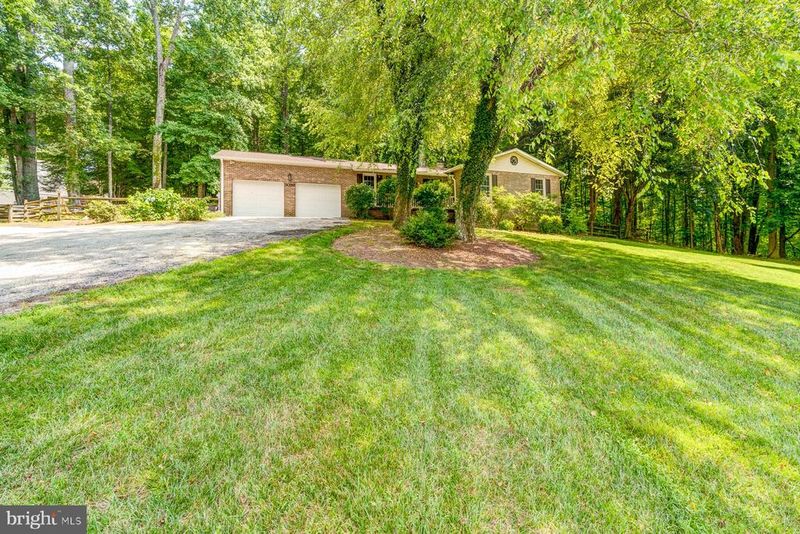 3033 Eutaw Forest Dr, Waldorf, MD 20603