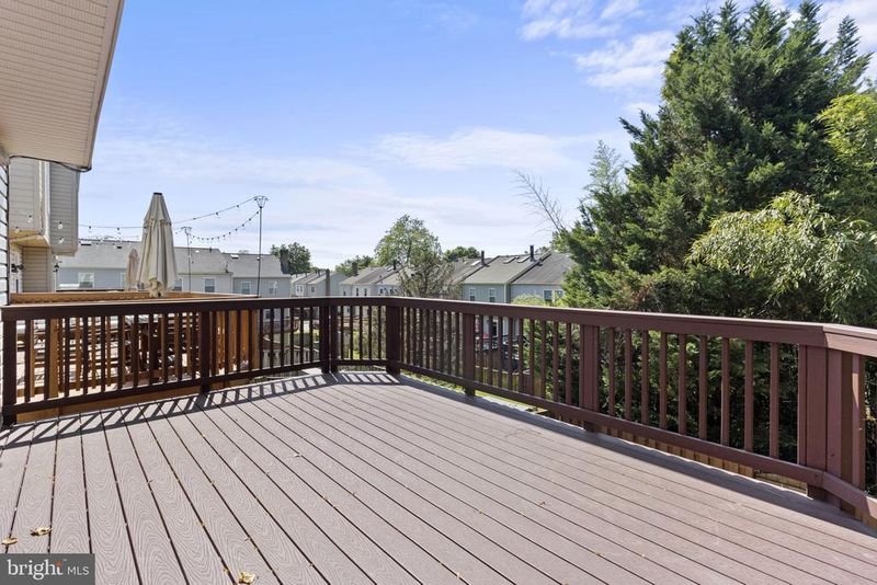 809 Suffield Dr, Gaithersburg, MD 20878