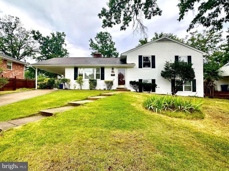 7206 Doncaster St, Springfield, VA 22150