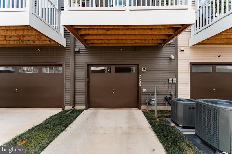 2503 Emerald Branch Dr, Hyattsville, MD 20782