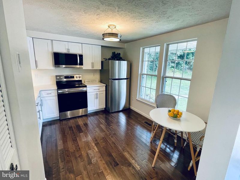 6443 Rockledge Ct, Elkridge, MD 21075