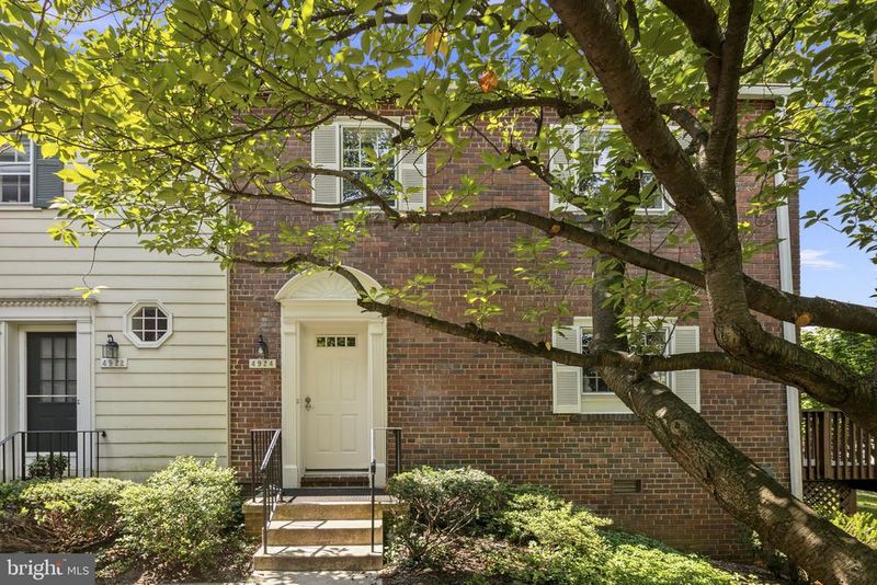 4924 Bradley Blvd #239, Chevy Chase, MD 20815