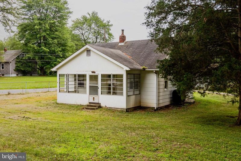 2112 Cox Rd, Gambrills, MD 21054
