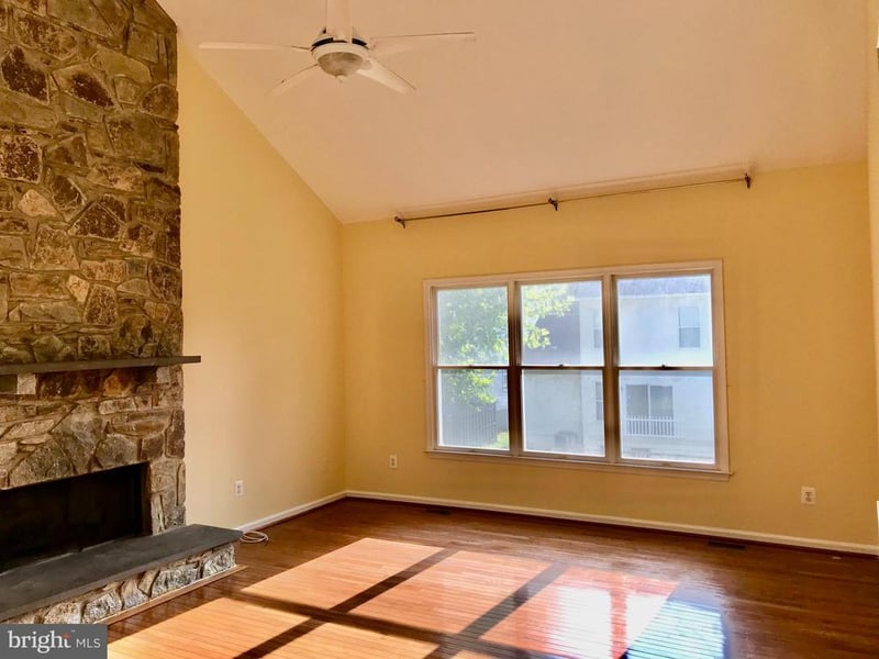 22008 Ivy Leaf Dr, Boyds, MD 20841