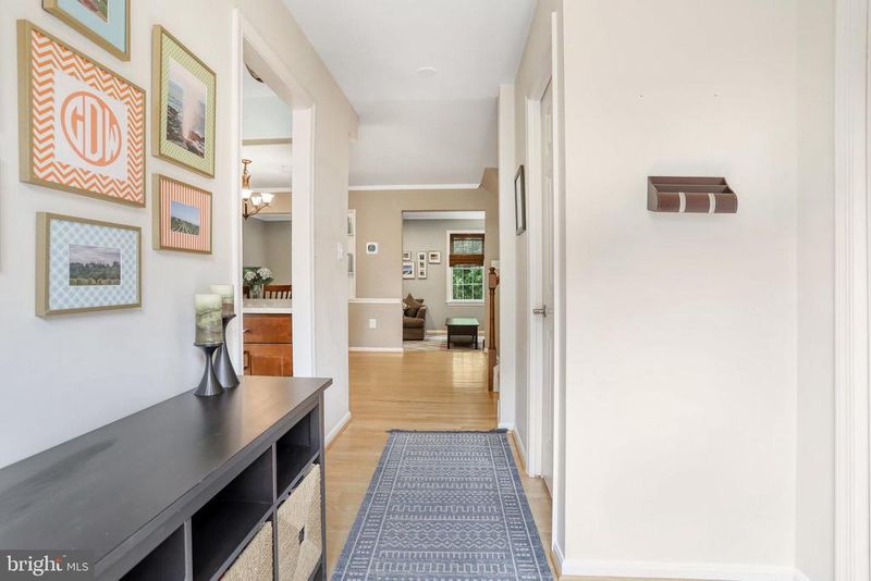 6835 Washington Blvd #C, Arlington, VA 22213