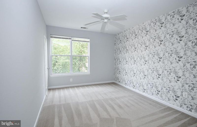 9486 Virginia Center Blvd #202, Vienna, VA 22181