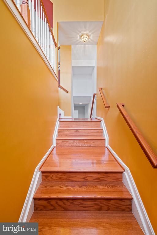 9023 Brewer Creek Pl, Manassas, VA 20109