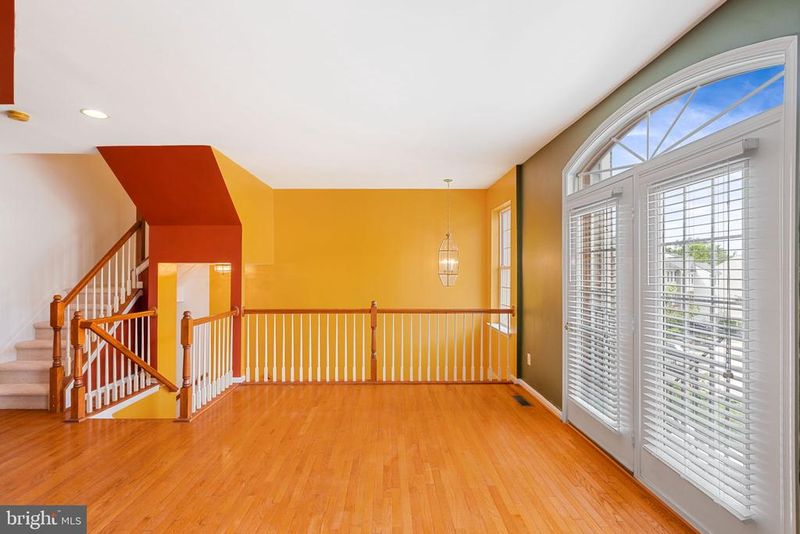 9023 Brewer Creek Pl, Manassas, VA 20109